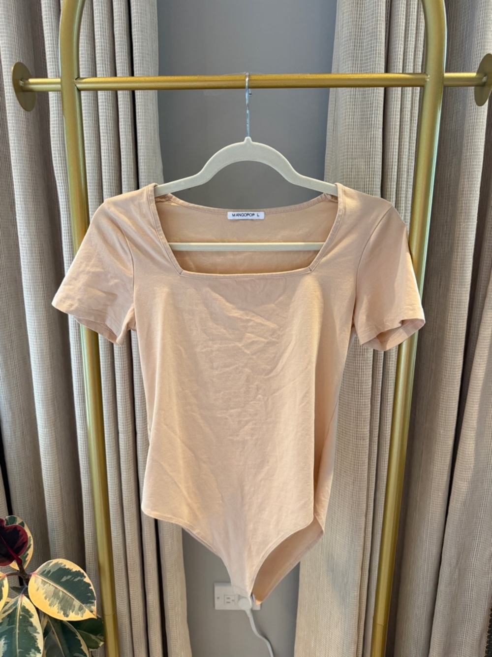 LIKE NEW! Mango Peach Square-Neck Short Sleeve Bodysuit